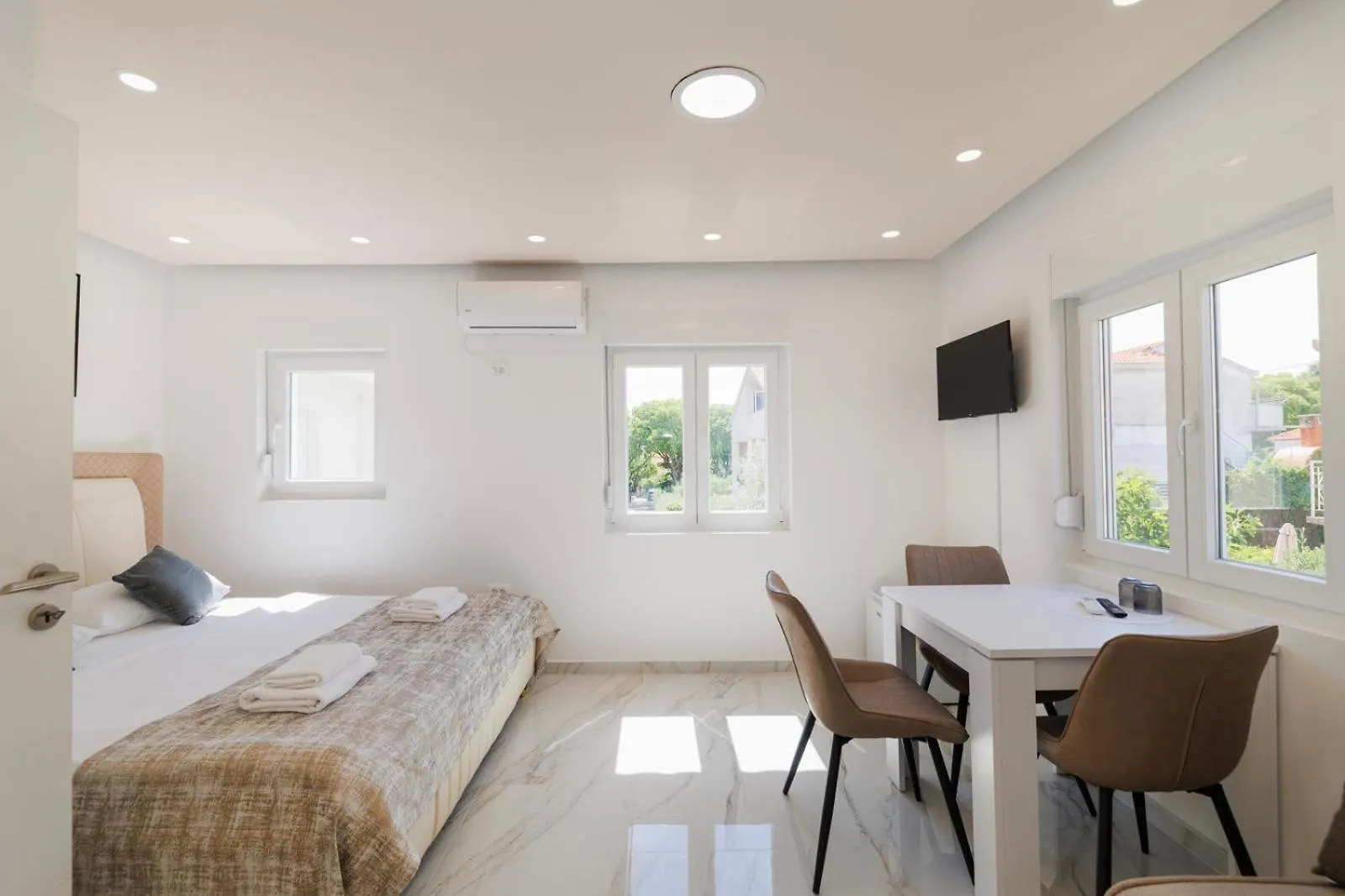 Premium Rooms Prince Zadar Croacia
